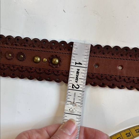Danier Brown Leather Belt Gold Studs Brass Circle Buckle Size Medium - Picture 12 of 14
